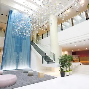 Hotel Tenza & Skyspa At ***